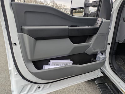 2026 Ford Super Duty F-550 DRW XL