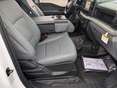 2025 Ford Super Duty F-600 DRW XL