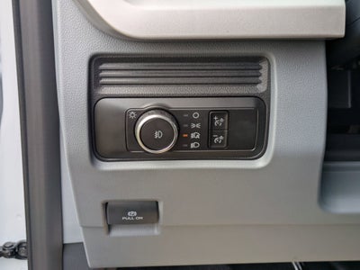 2025 Ford Super Duty F-600 DRW XL