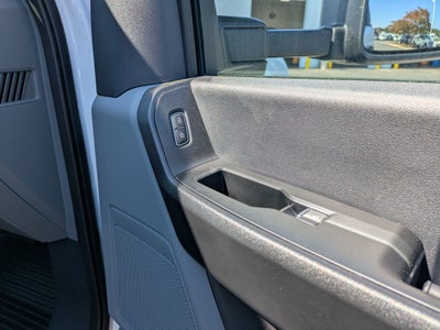 2025 Ford Super Duty F-600 DRW XL