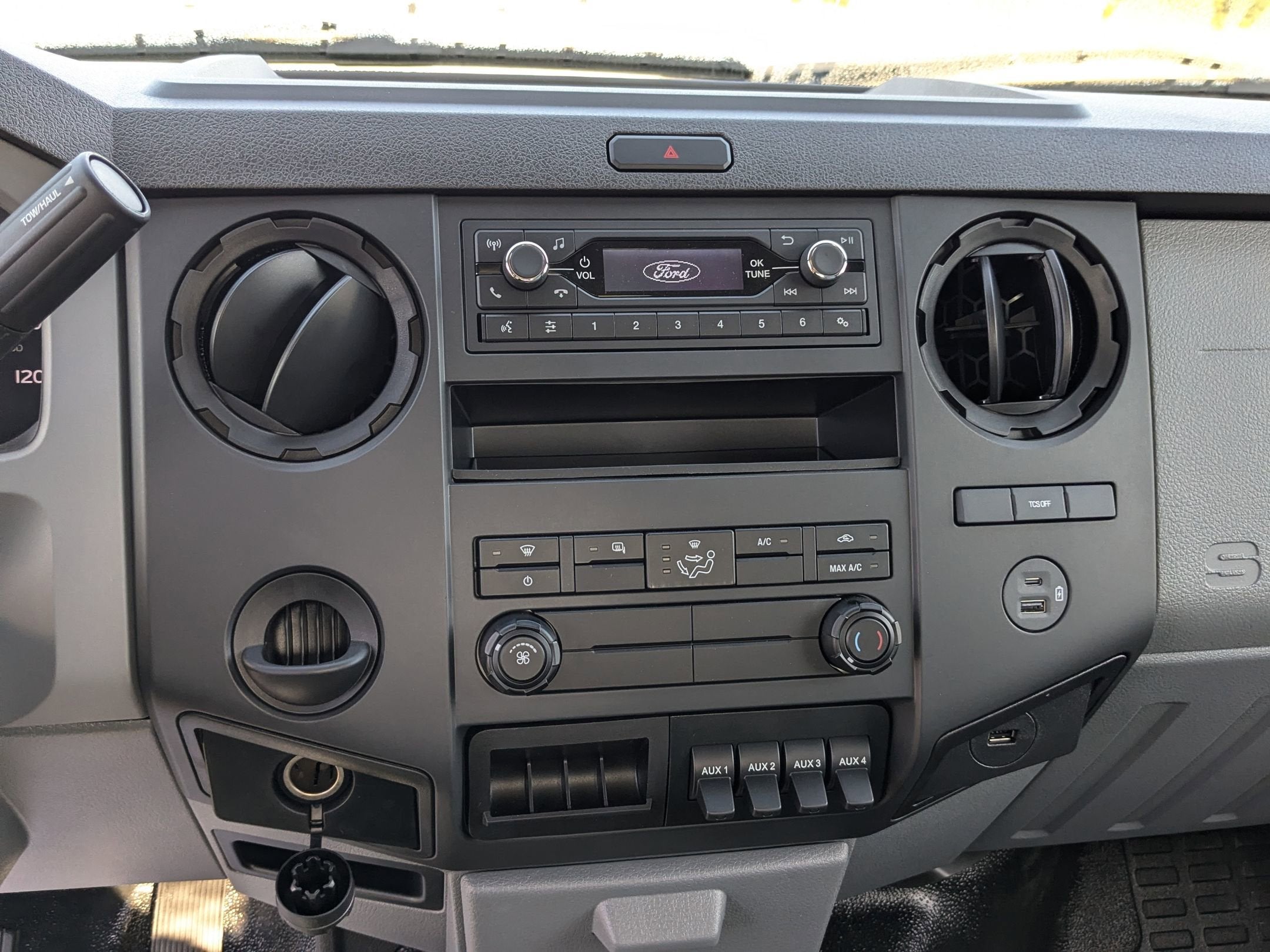 2025 Ford F-650SD Base 16ft Flatbed