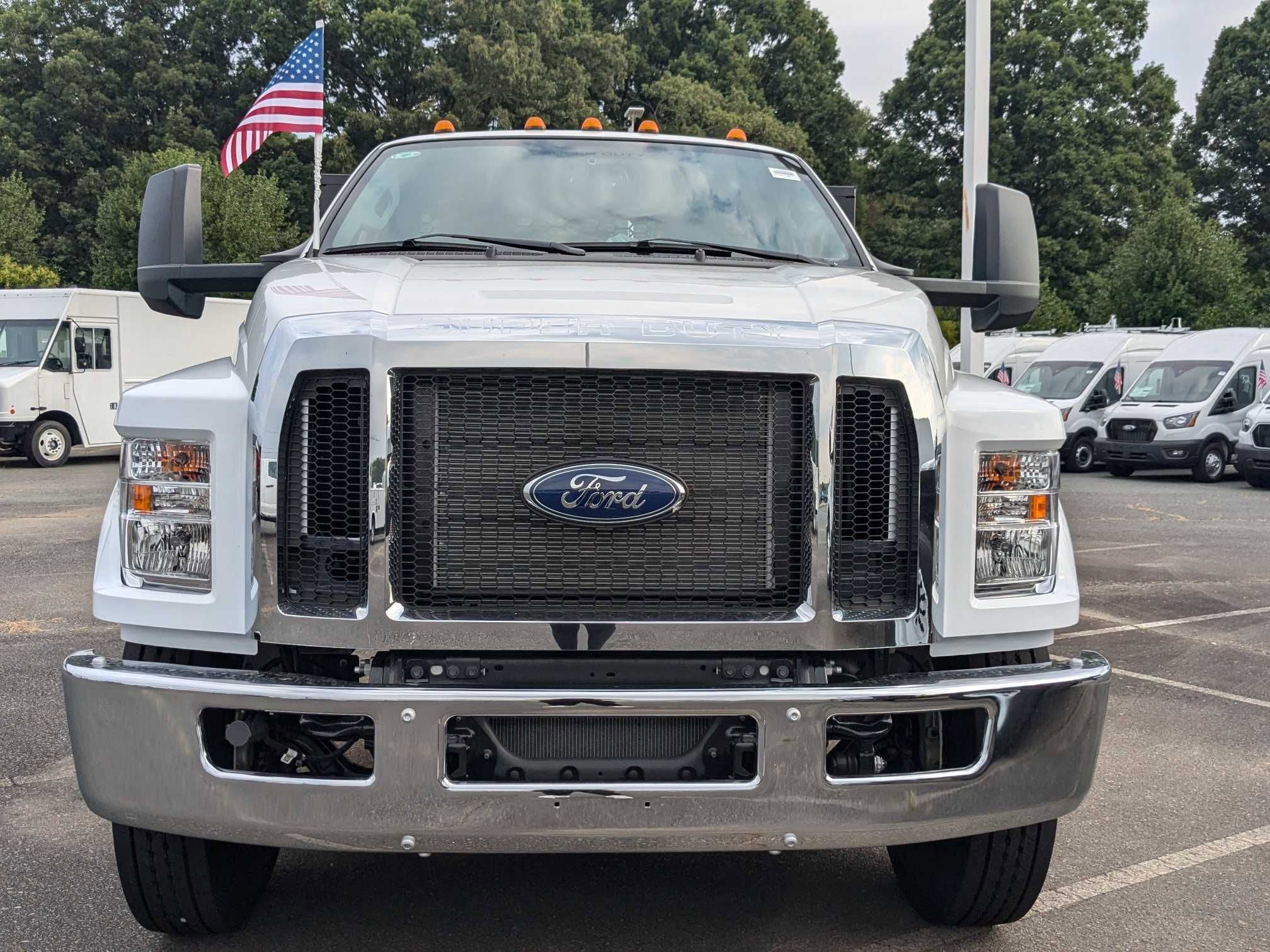 2025 Ford F-650SD Base 16ft Flatbed