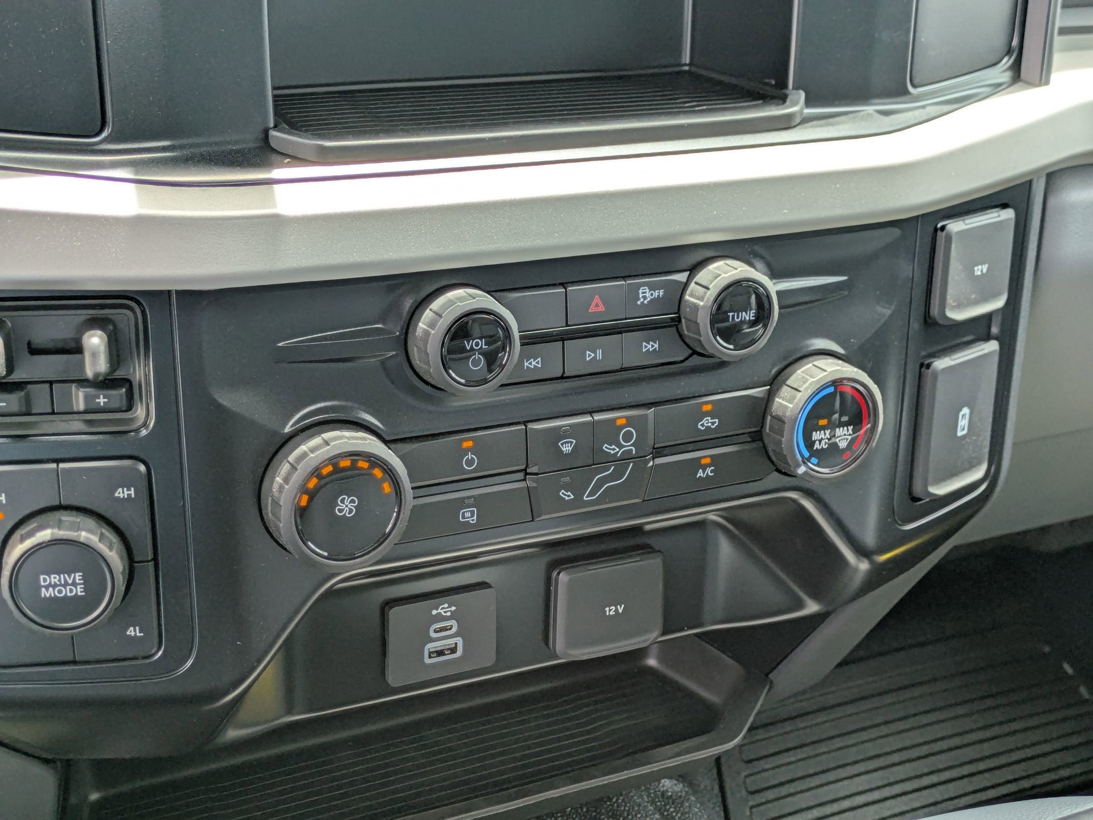 2025 Ford Super Duty F-350 DRW XL