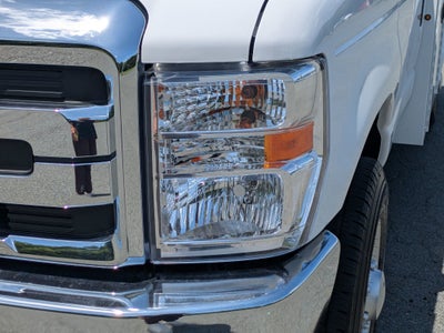 2026 Ford E-Series Cutaway Base