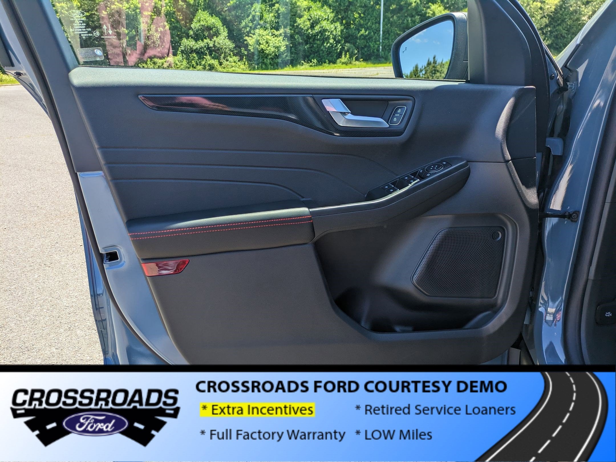 2025 Ford Escape ST-Line - Crossroads Courtesy Demo