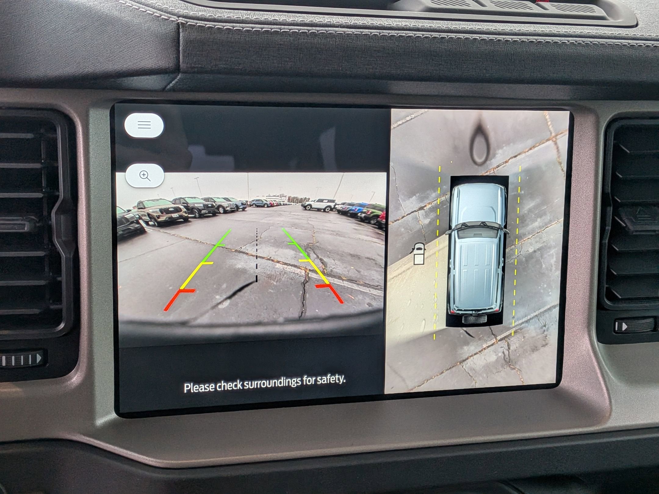 2025 Ford Bronco Outer Bank Custom Wheels / Lift