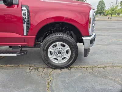2026 Ford Super Duty F-250 SRW XLT