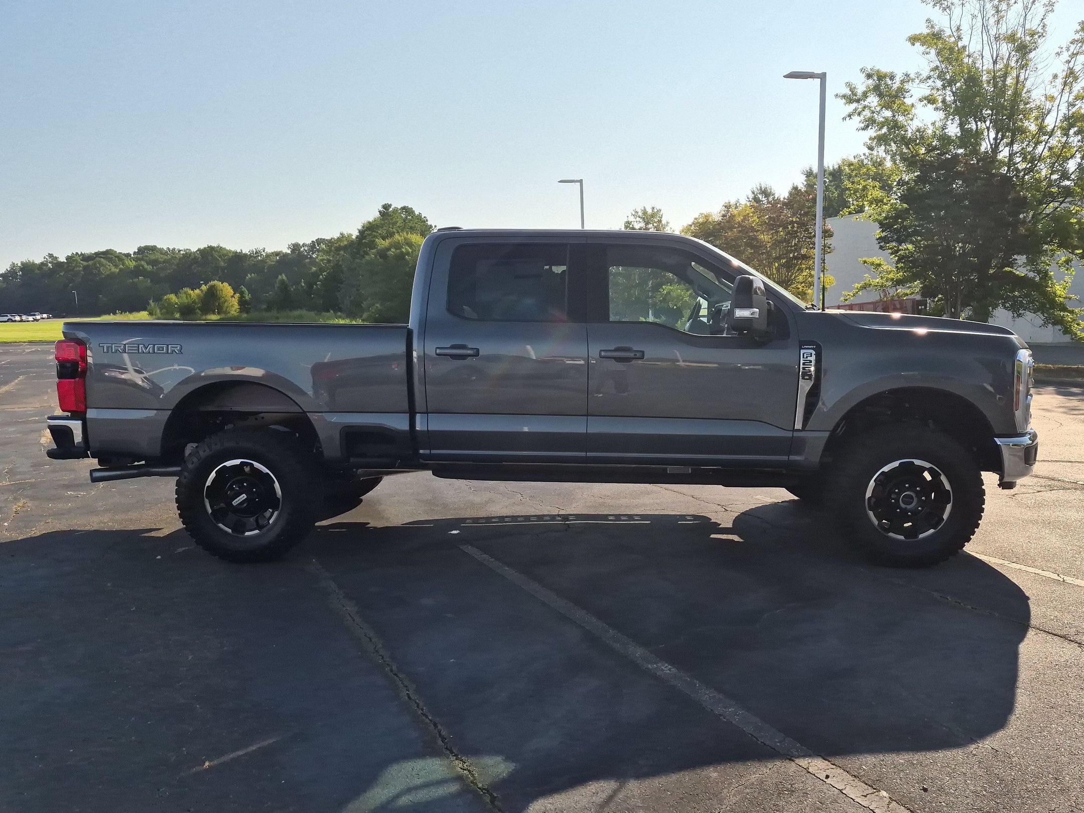 2026 Ford Super Duty F-250 SRW LARIAT