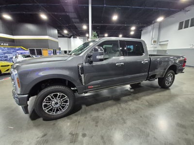2026 Ford Super Duty F-350 SRW Platinum