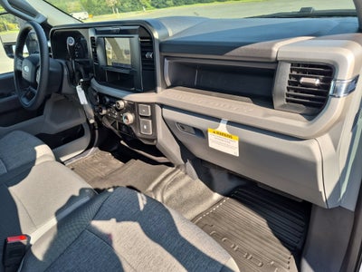 2026 Ford Super Duty F-350 DRW XL