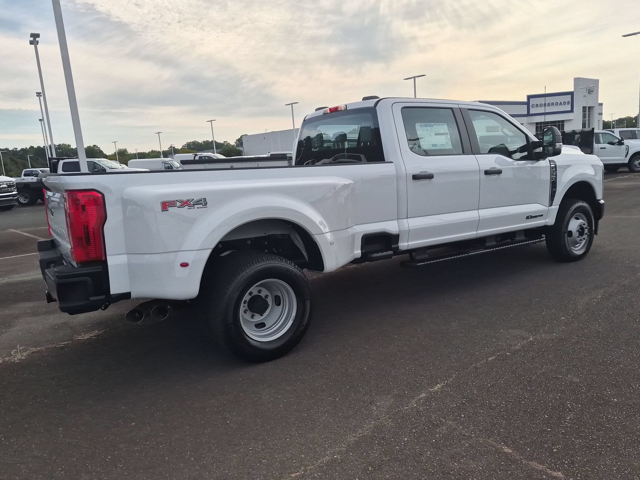 2026 Ford Super Duty F-350 DRW XL