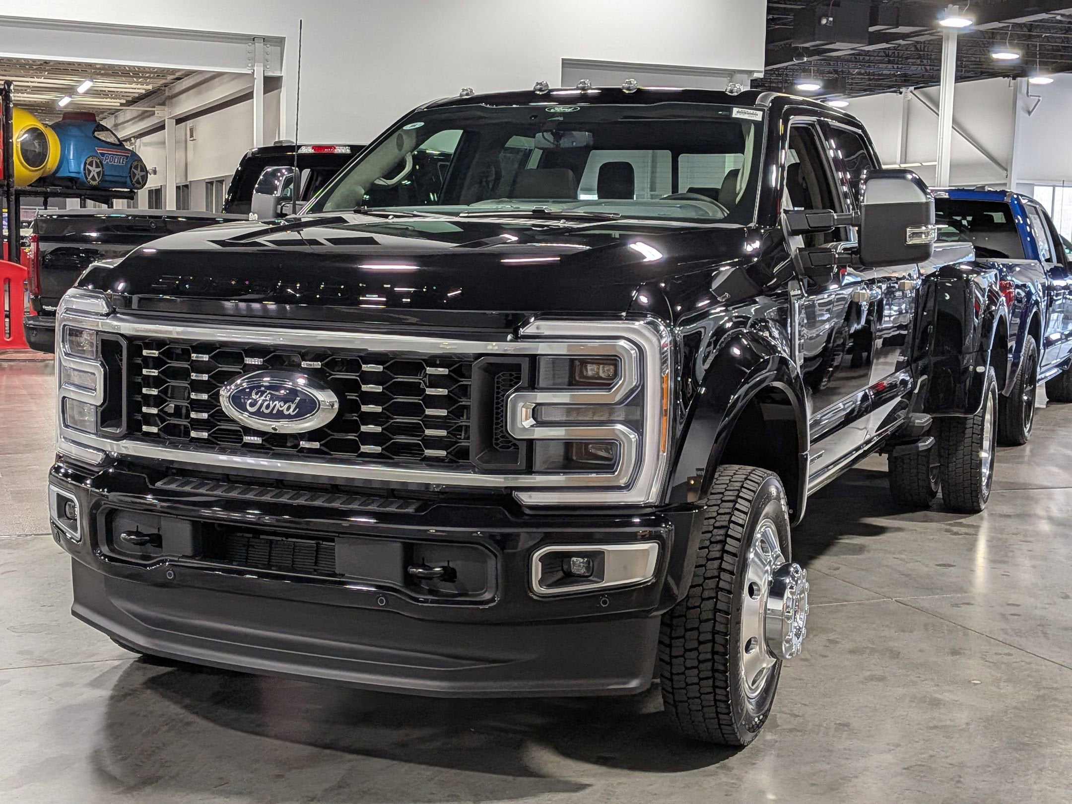 2026 Ford Super Duty F-450 DRW Platinum