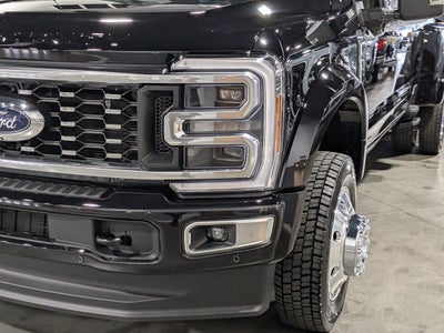 2026 Ford Super Duty F-450 DRW Platinum