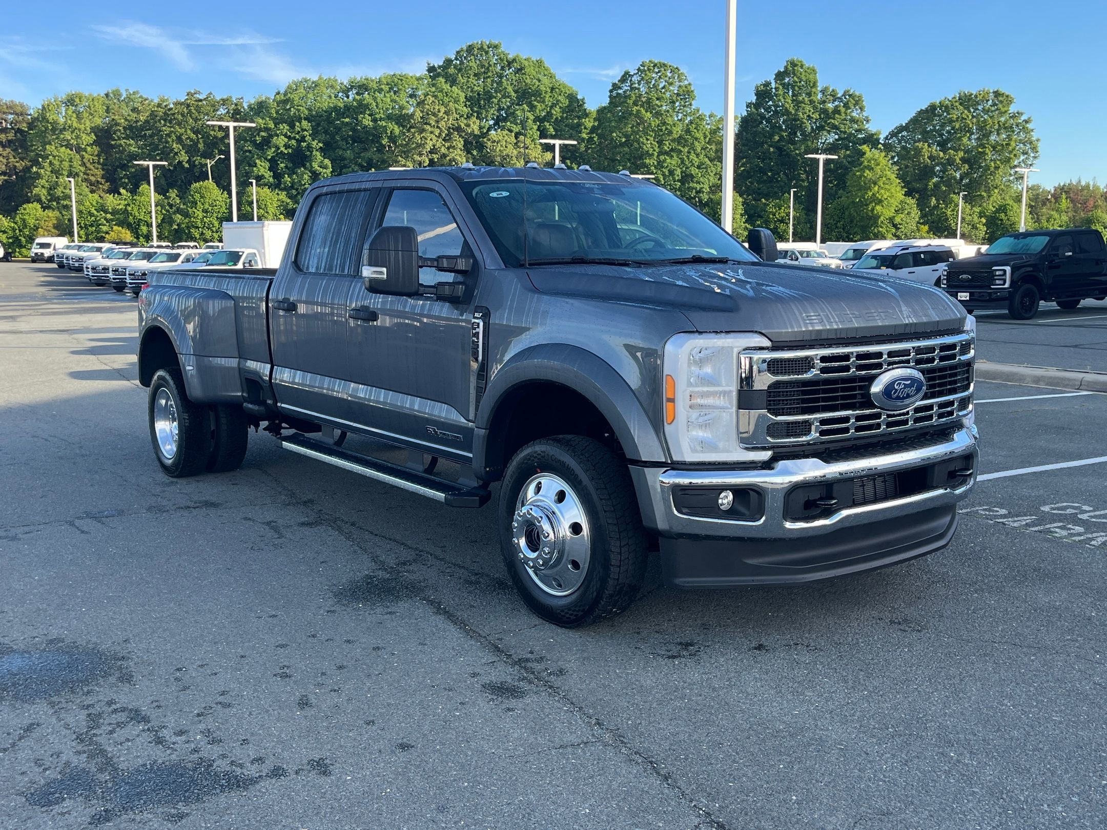 2026 Ford Super Duty F-450 DRW XLT