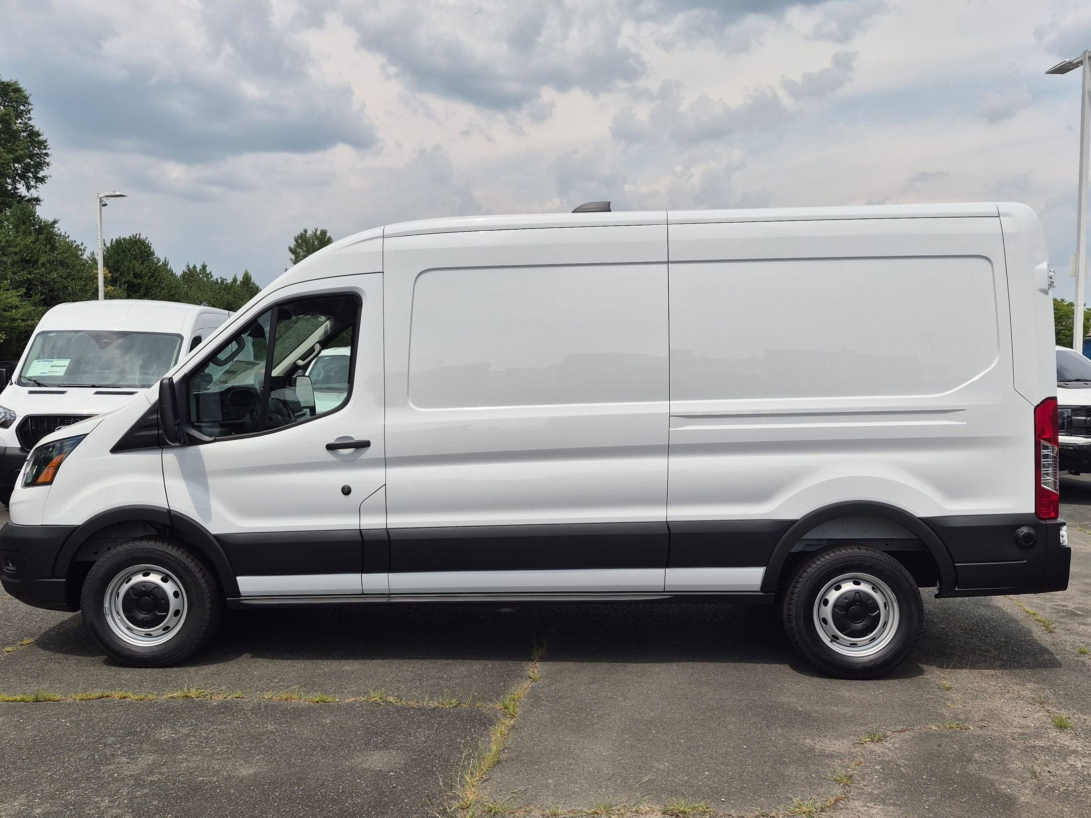 2026 Ford Transit Cargo Van Base