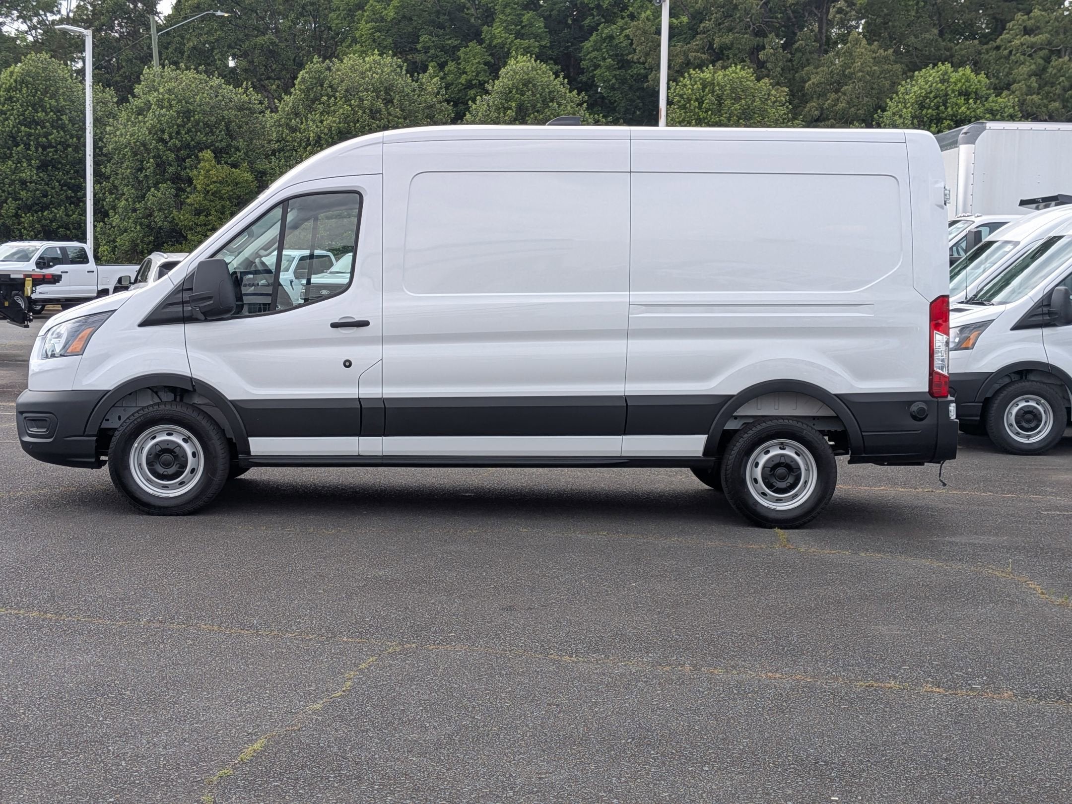 2026 Ford Transit Cargo Van Base