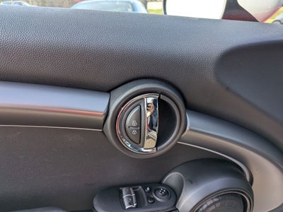 2023 MINI Hardtop 2 Door Cooper SE Signature