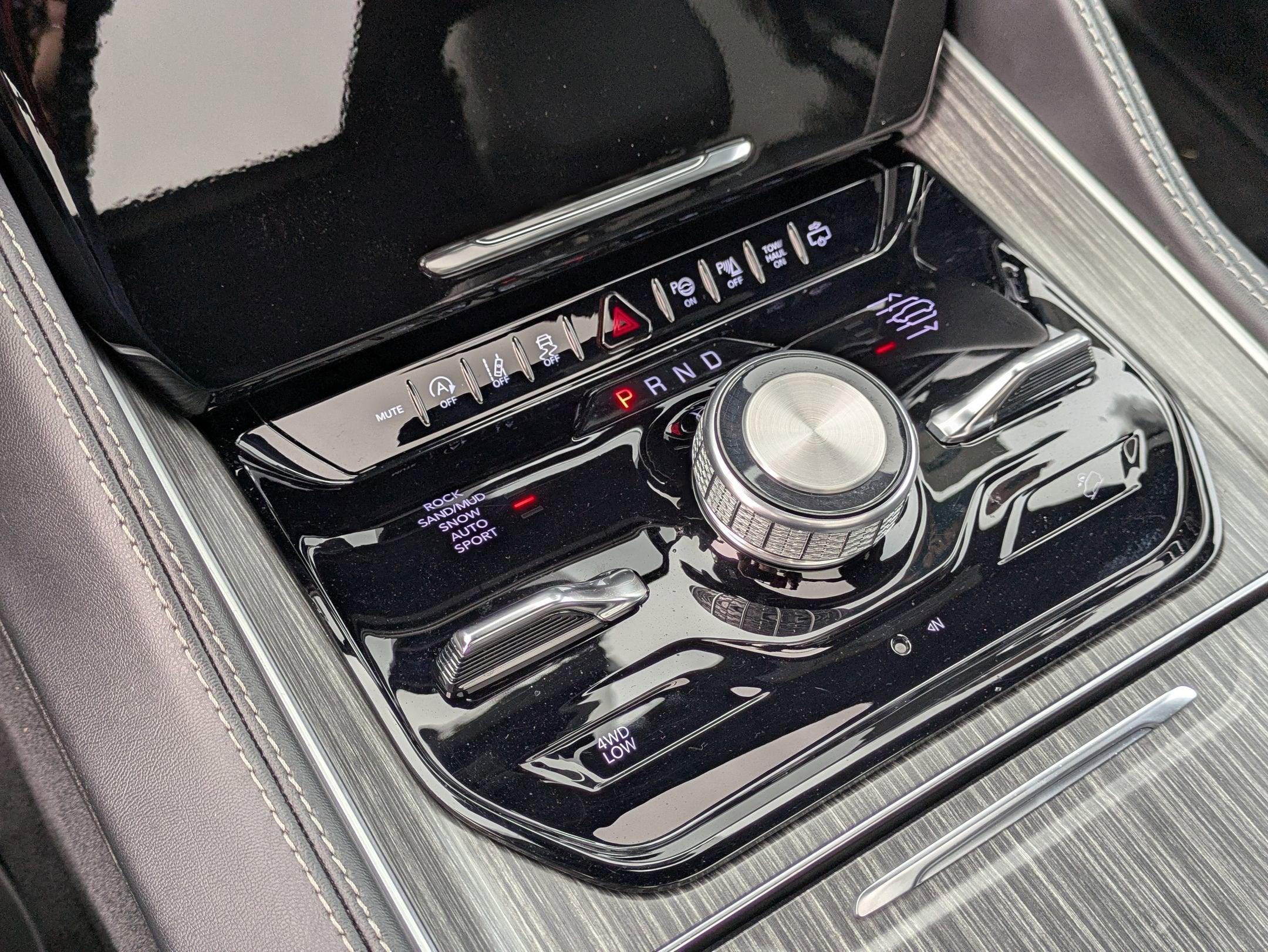 2024 Jeep Wagoneer Series III