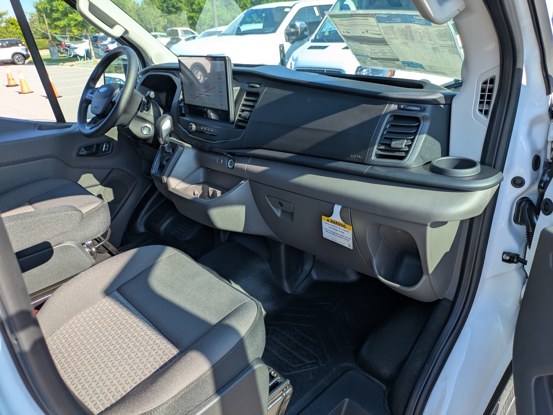 2026 Ford Transit Passenger Wagon XL