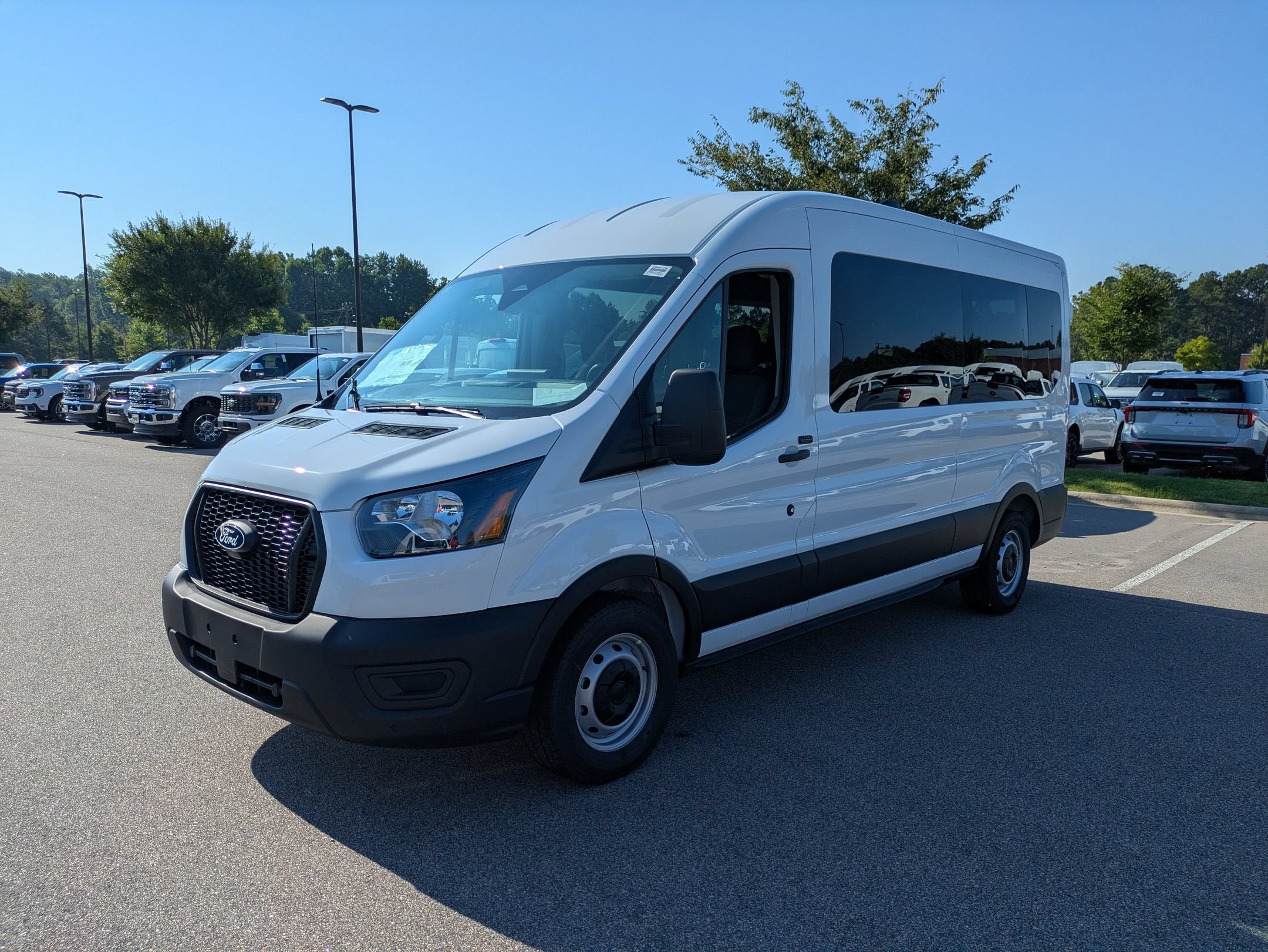 2026 Ford Transit Passenger Wagon XL