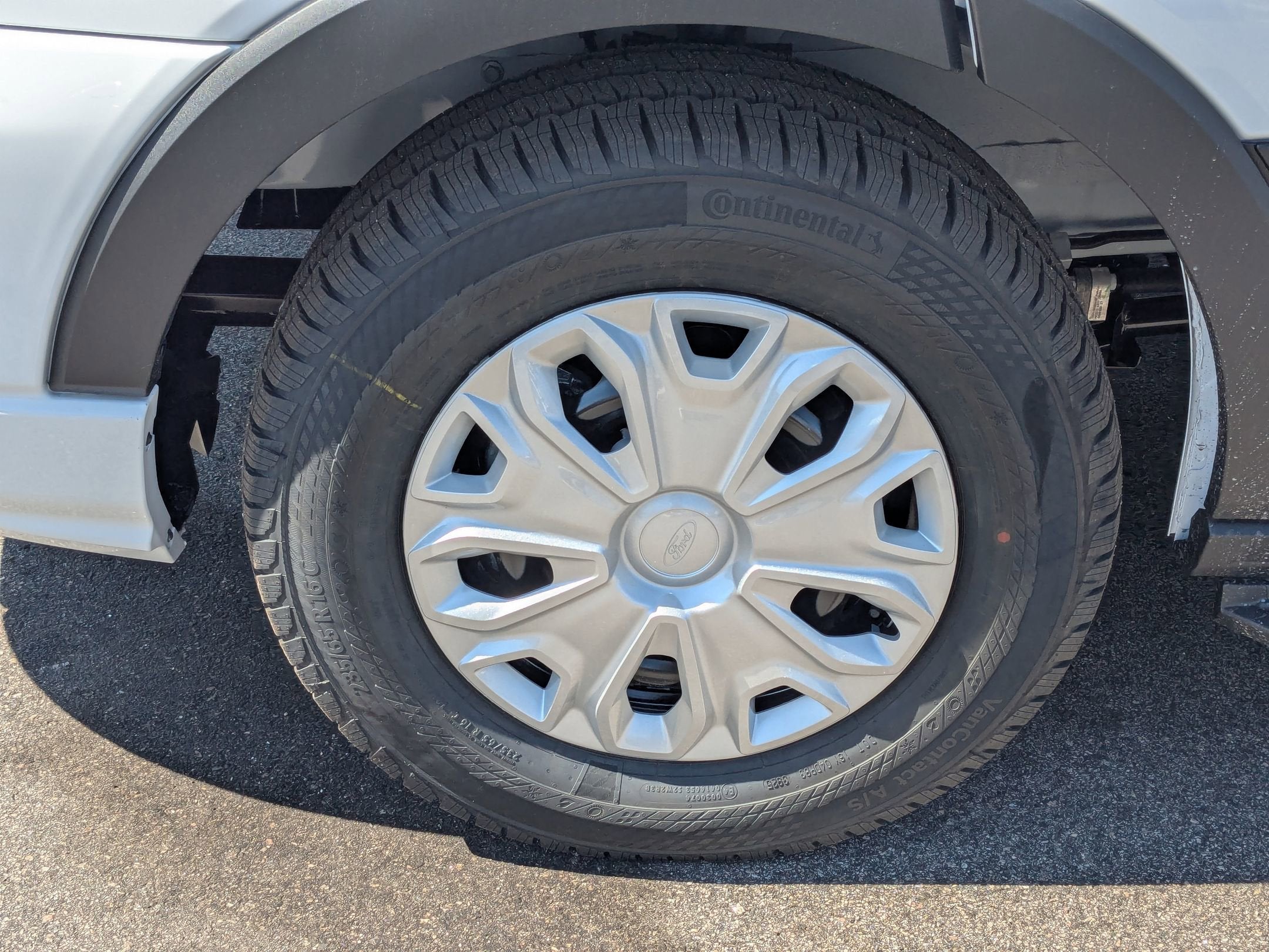 2026 Ford Transit Passenger Wagon XLT