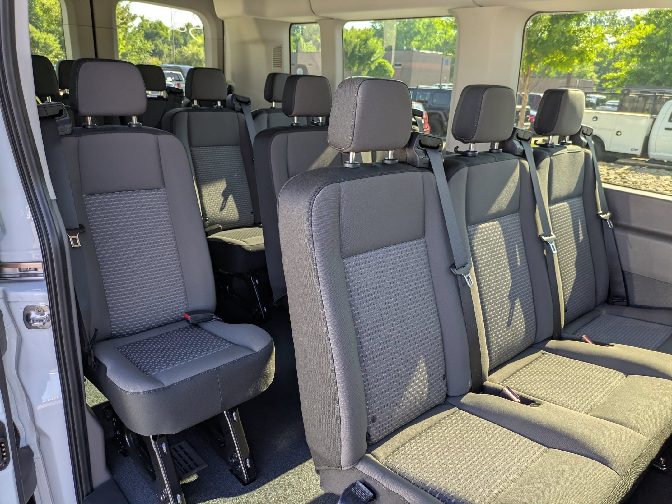2026 Ford Transit Passenger Wagon XL