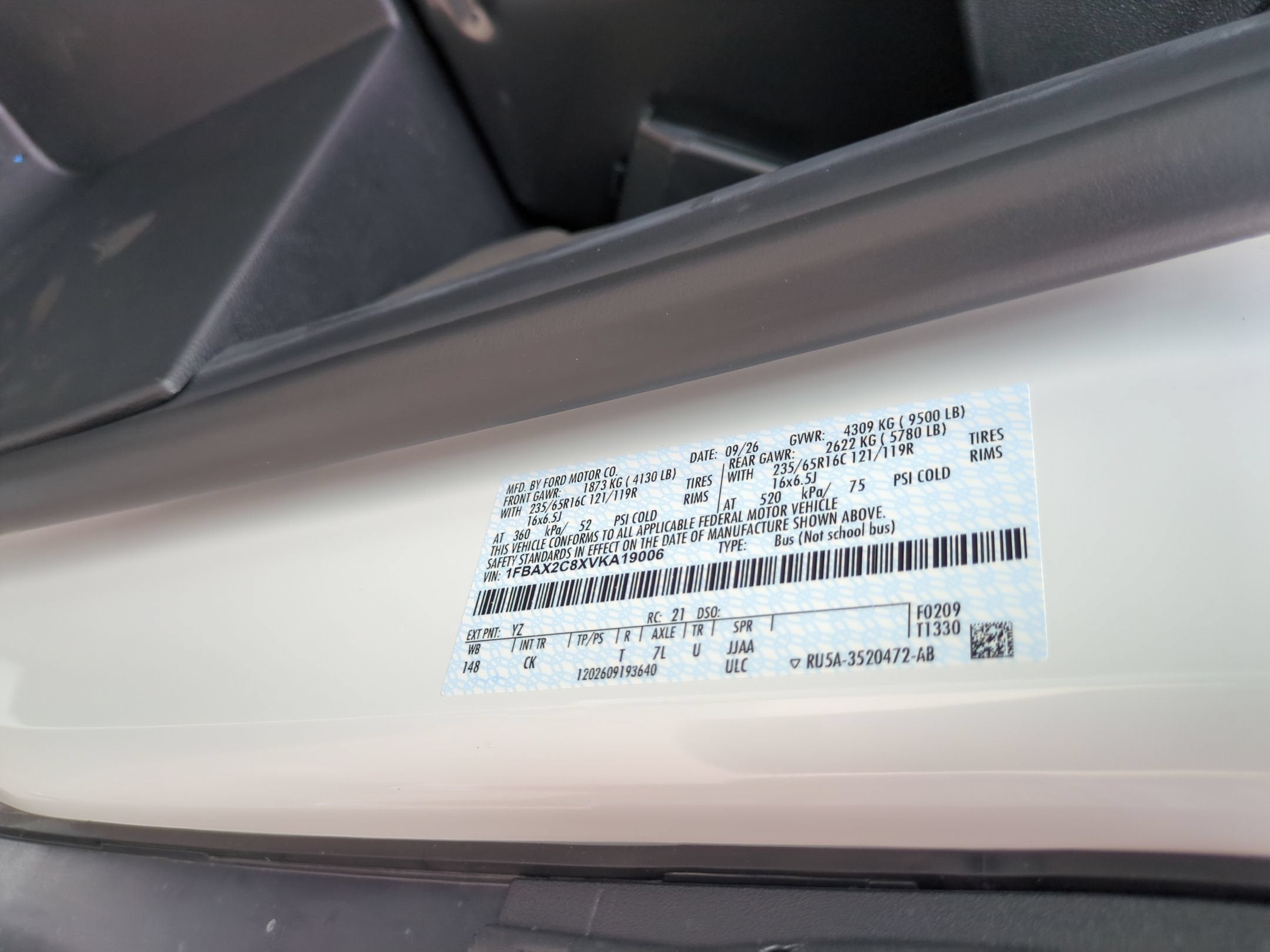 2027 Ford Transit Passenger Wagon XLT