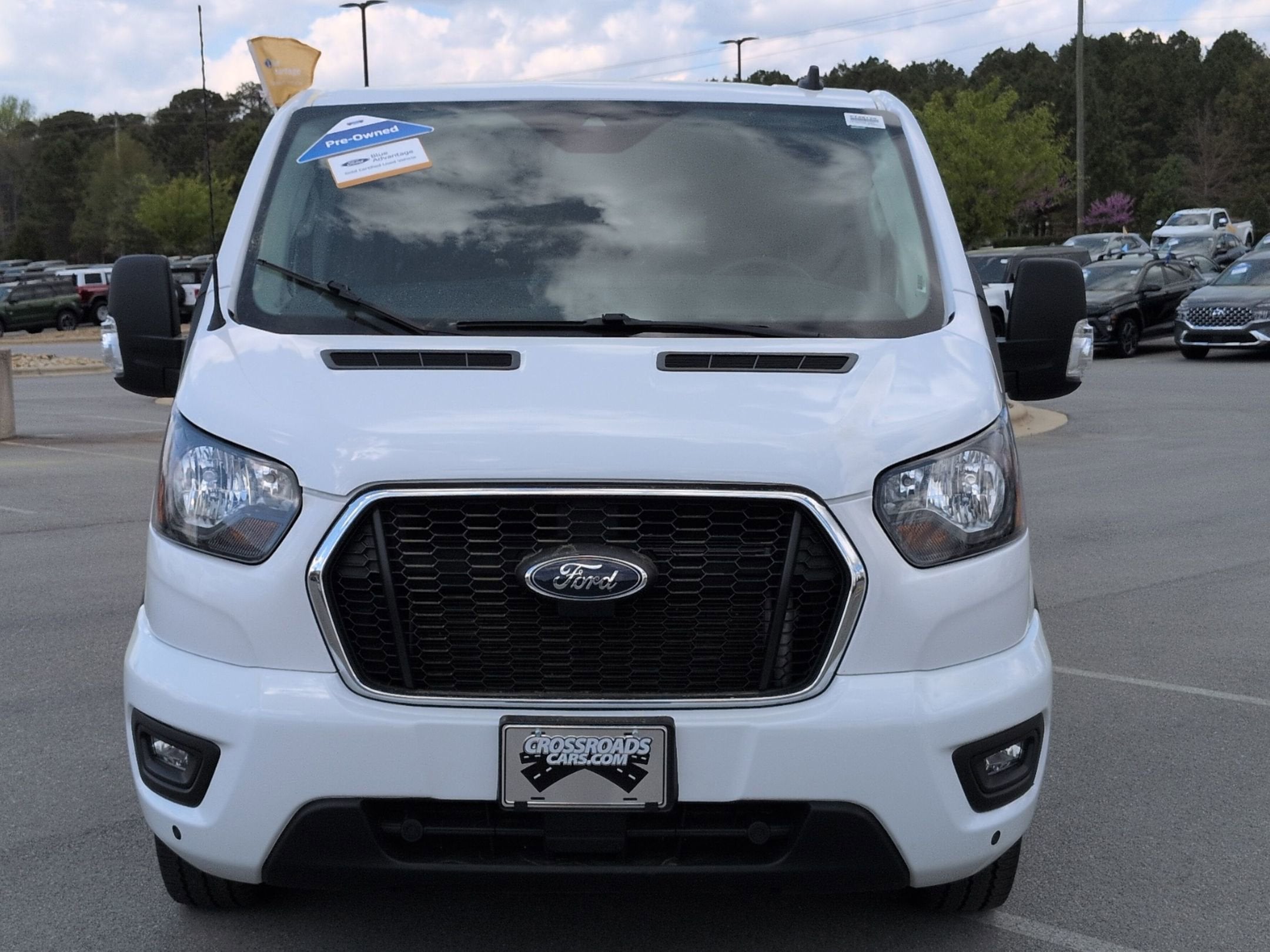 2024 Ford Transit Passenger Wagon XLT