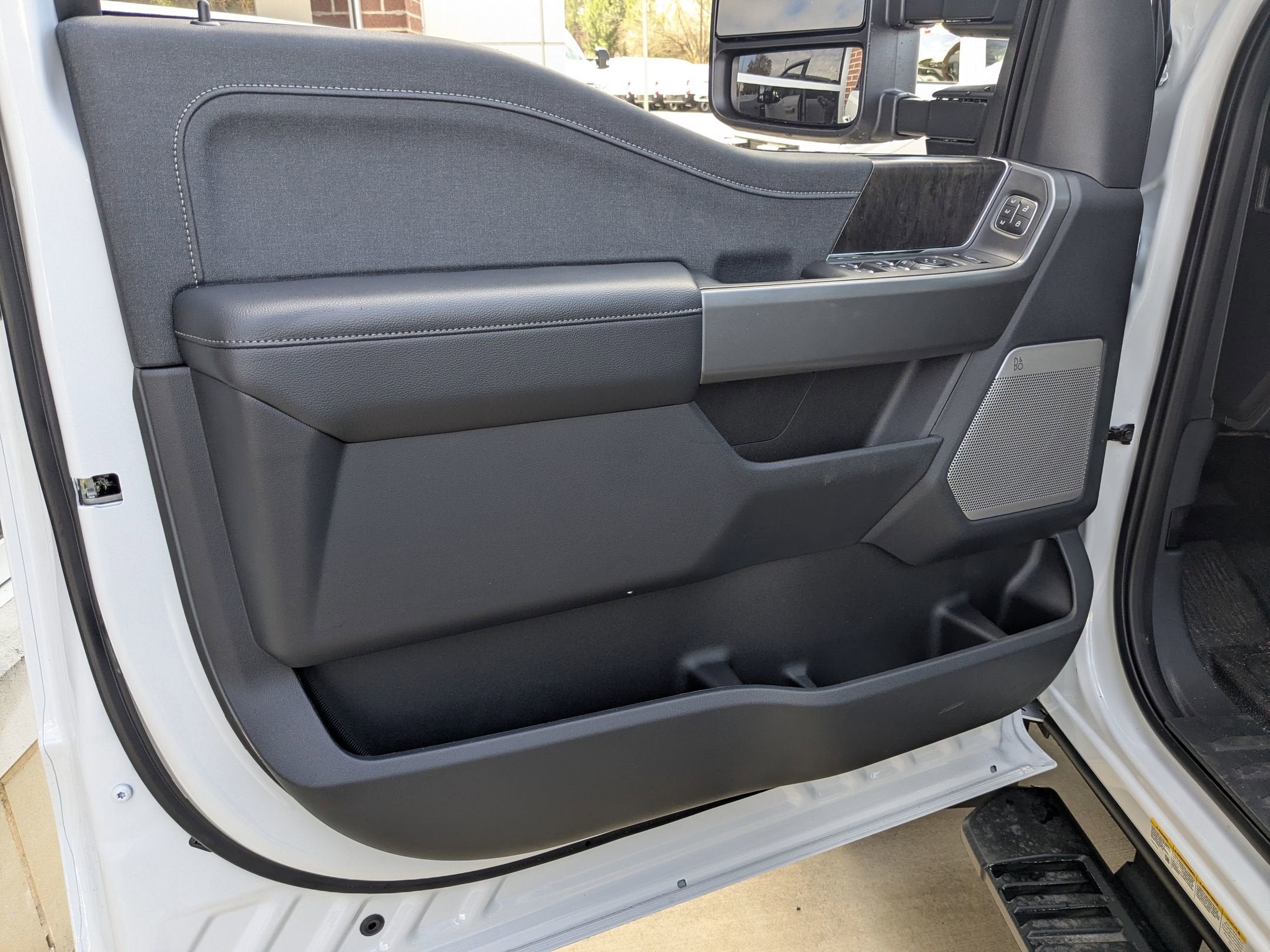 2026 Ford Super Duty F-450 DRW LARIAT