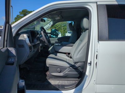 2026 Ford Super Duty F-550 DRW XL