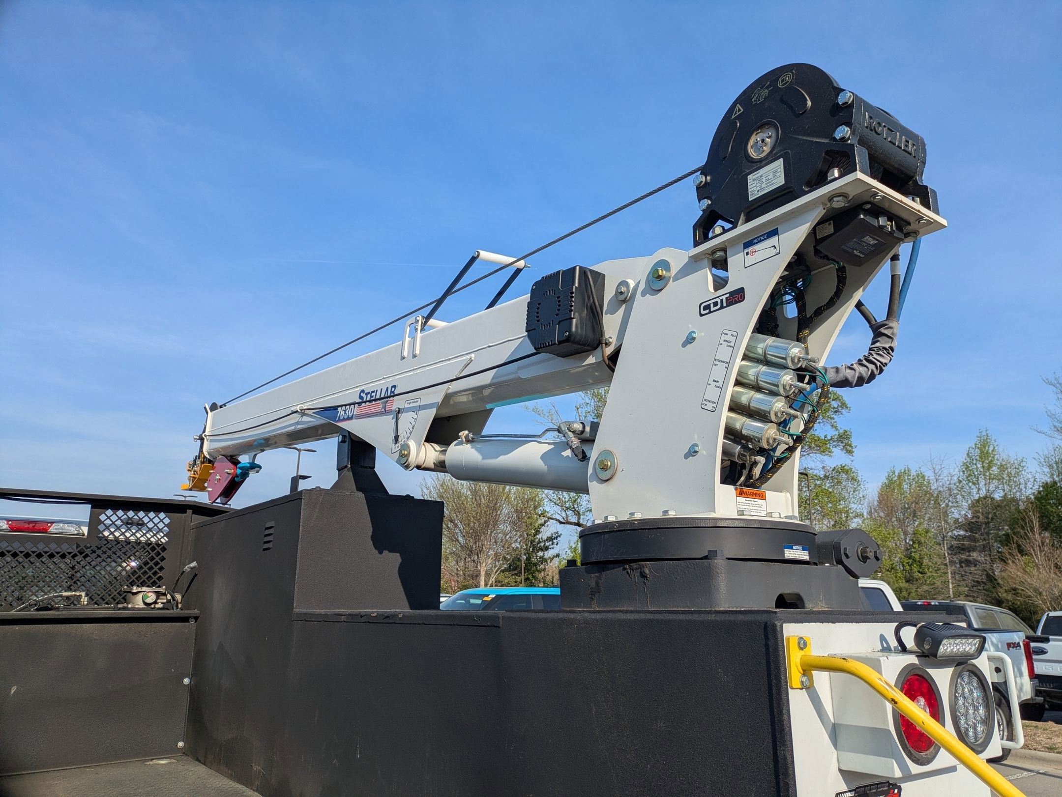 2024 Ford Super Duty F-550 DRW XL