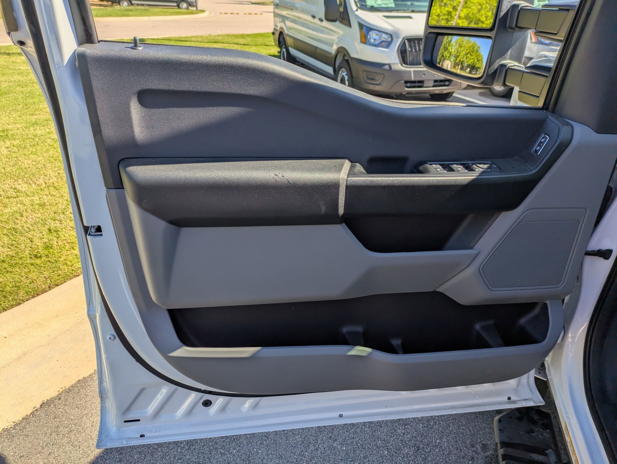 2026 Ford Super Duty F-550 DRW XL