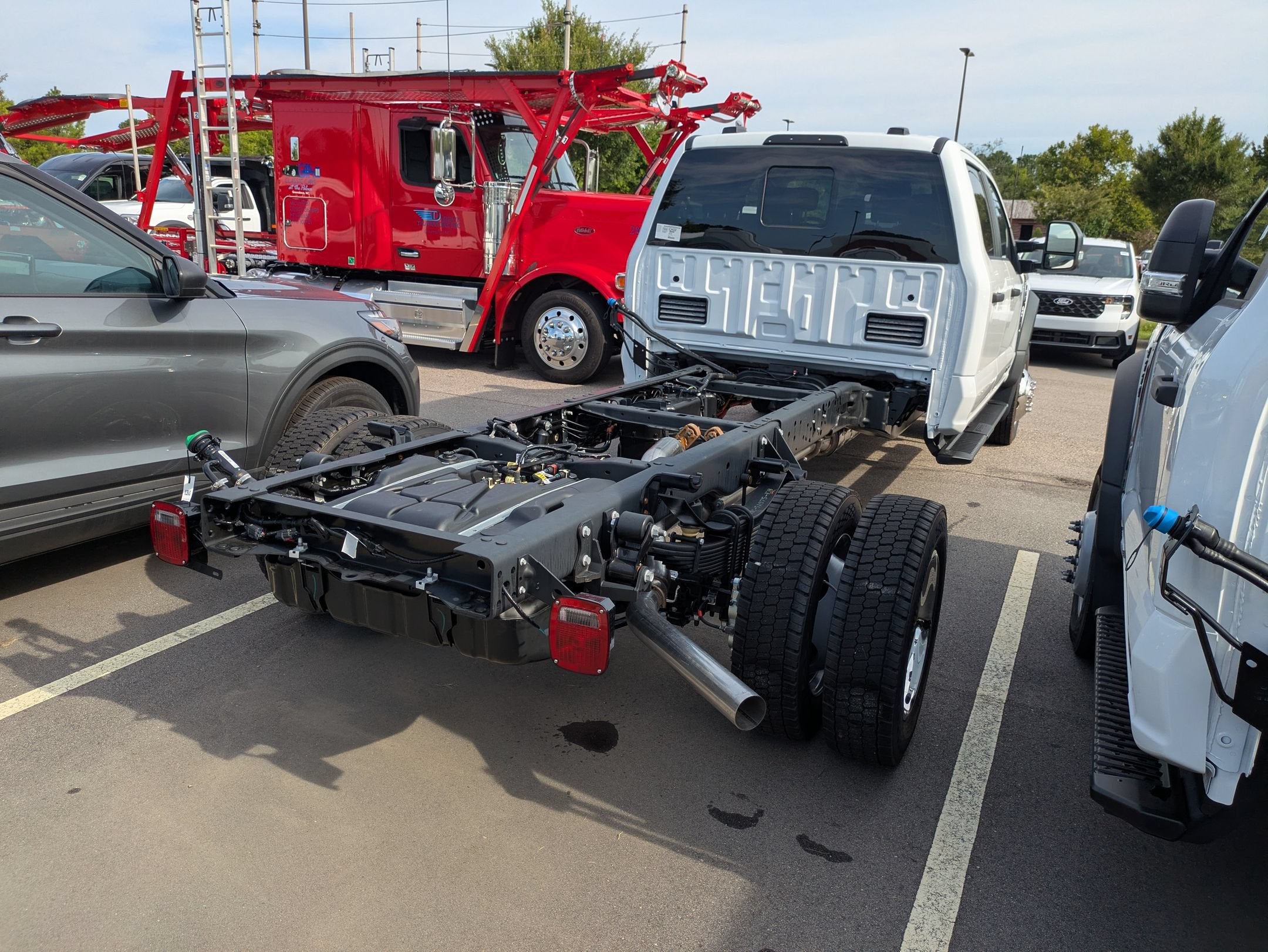 2026 Ford Super Duty F-550 DRW XL