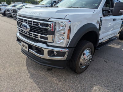 2026 Ford Super Duty F-550 DRW XL