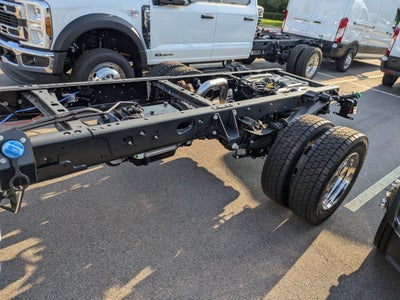 2026 Ford Super Duty F-550 DRW XL