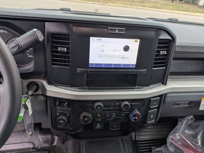 2026 Ford Super Duty F-350 DRW XL