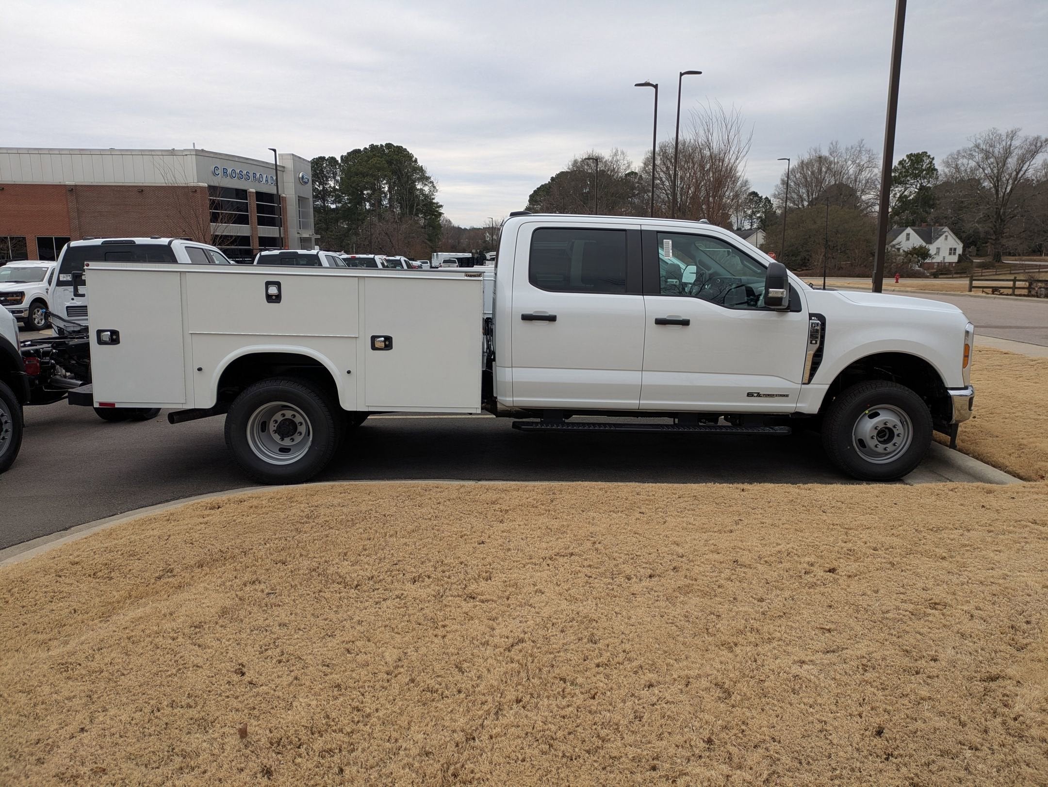 2026 Ford Super Duty F-350 DRW XL