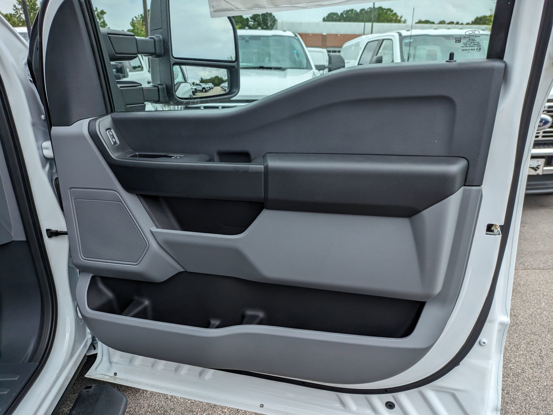 2025 Ford Super Duty F-350 DRW XL