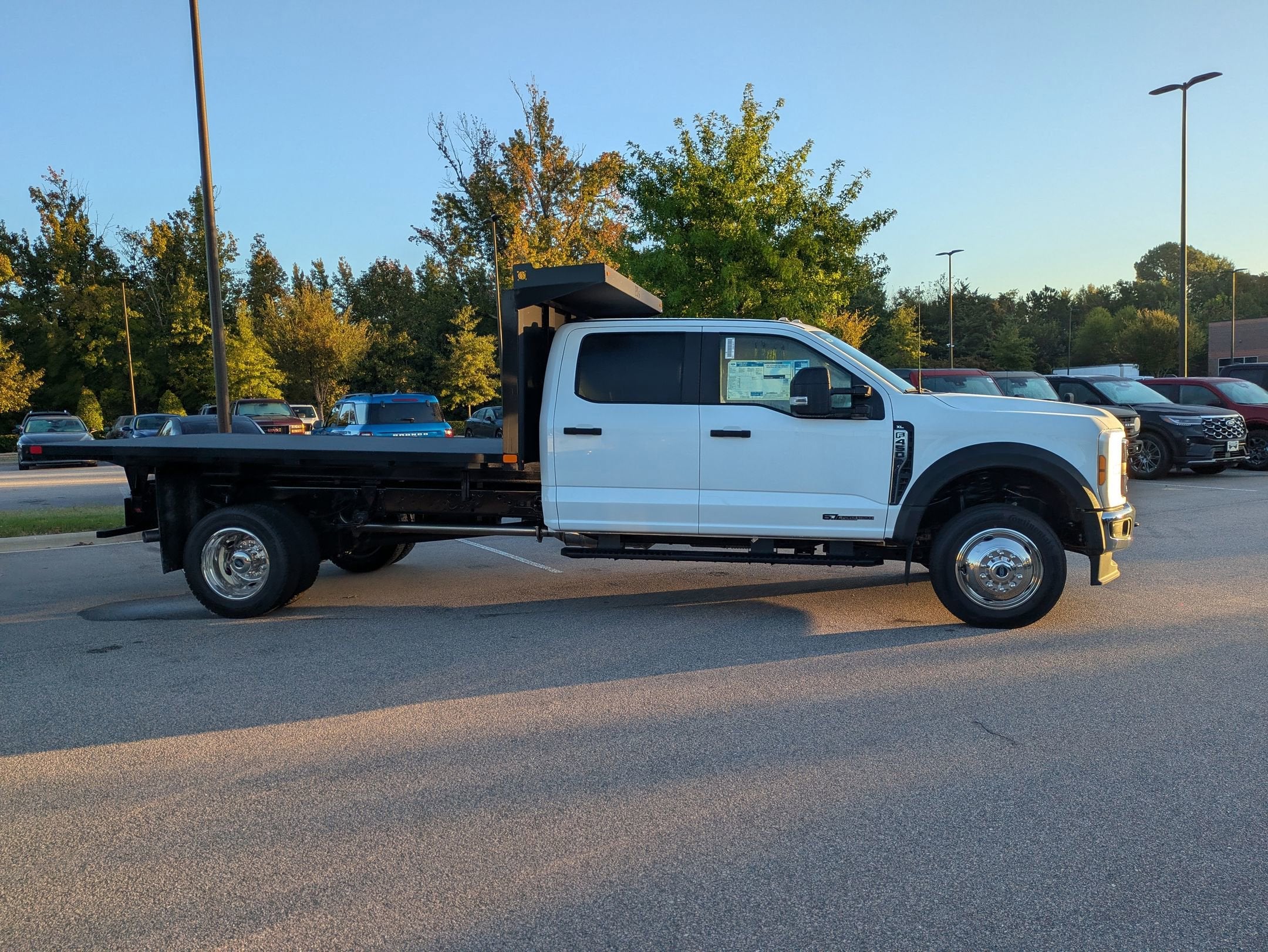 2025 Ford Super Duty F-450 DRW XL