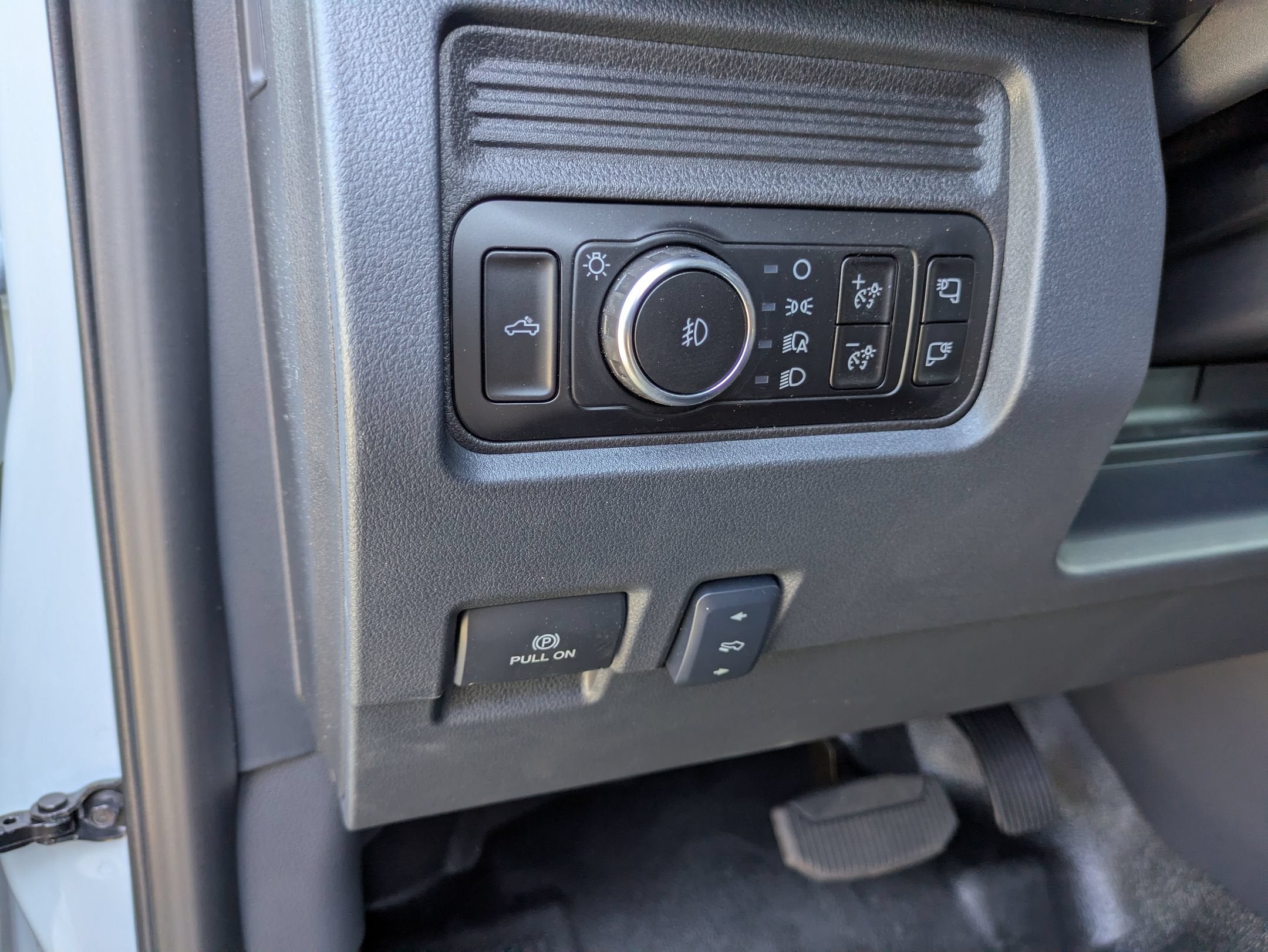 2026 Ford Super Duty F-450 DRW LARIAT