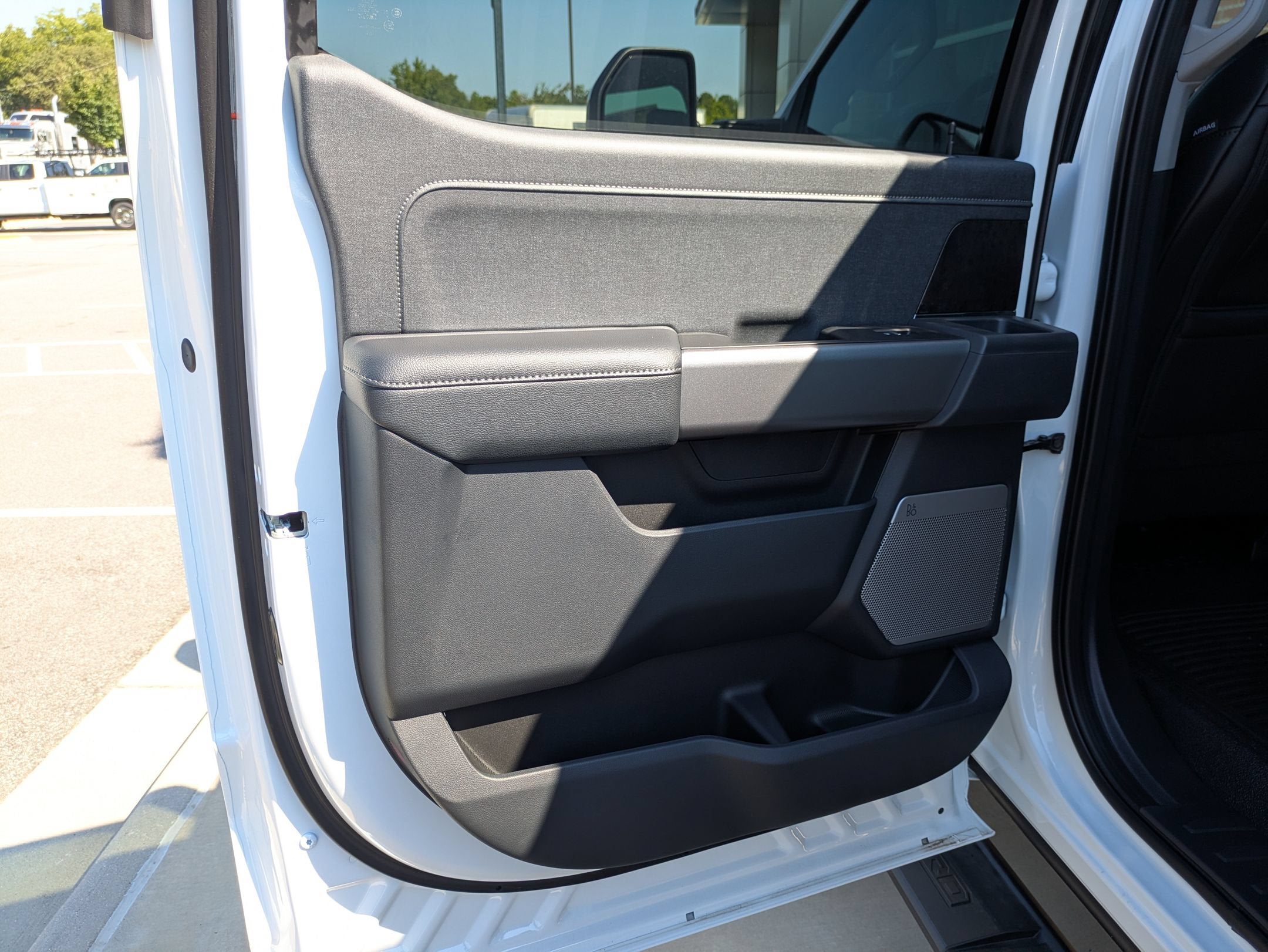 2026 Ford Super Duty F-450 DRW LARIAT