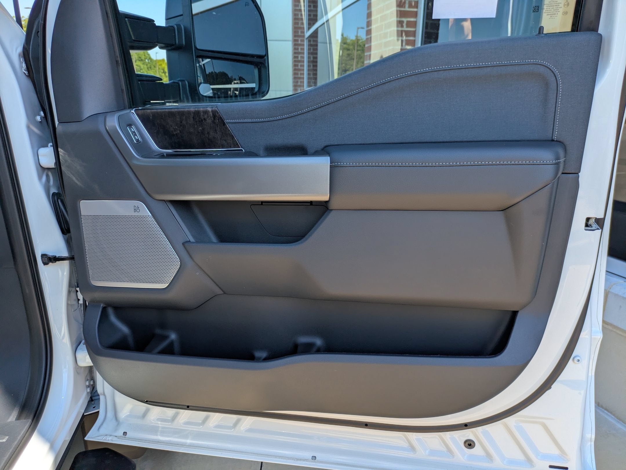 2026 Ford Super Duty F-450 DRW LARIAT