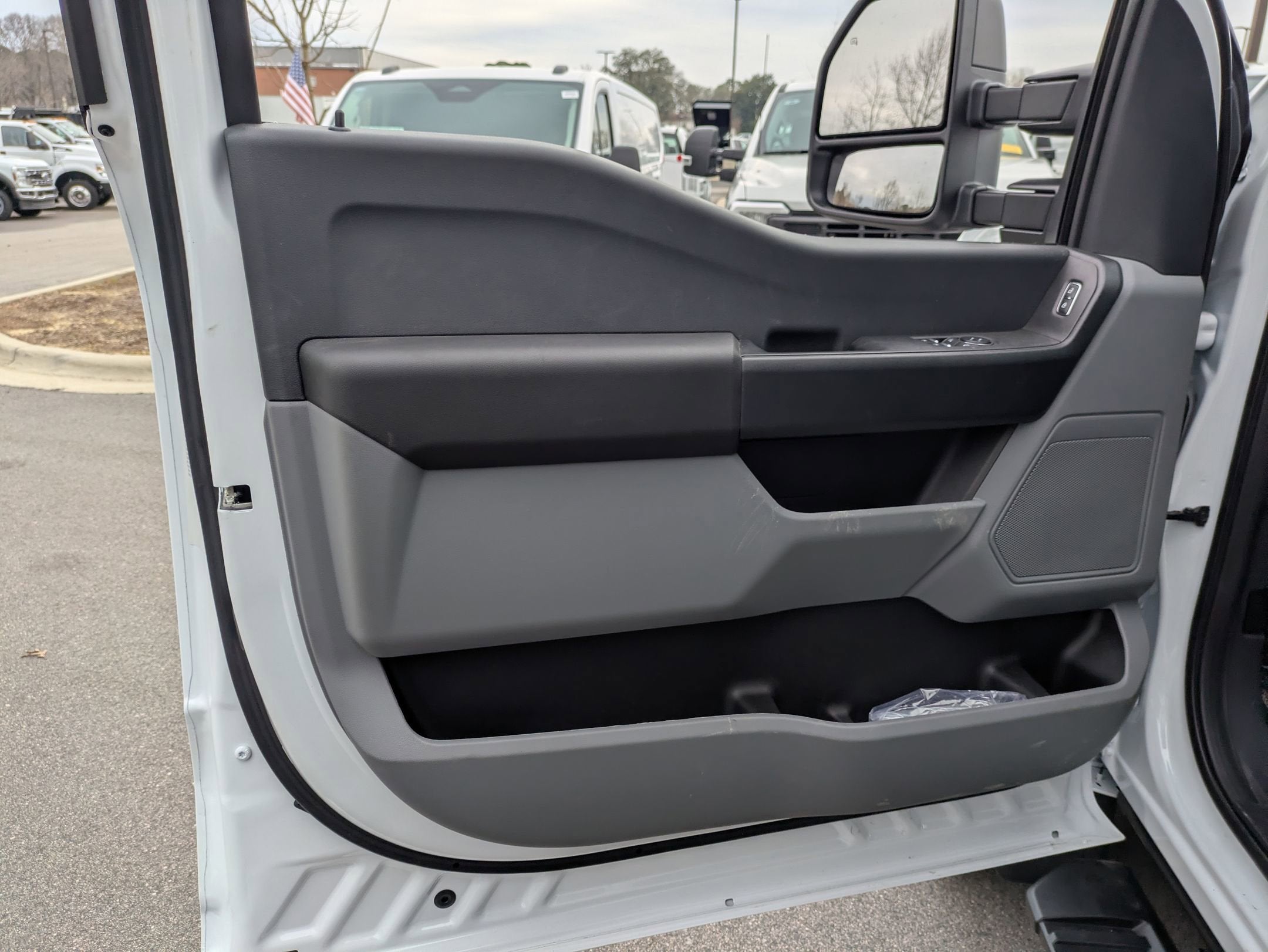 2026 Ford Super Duty F-550 DRW XL