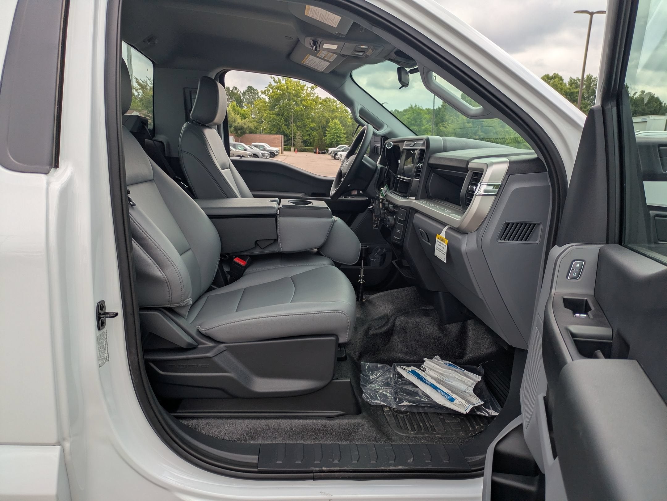 2026 Ford Super Duty F-550 DRW XL