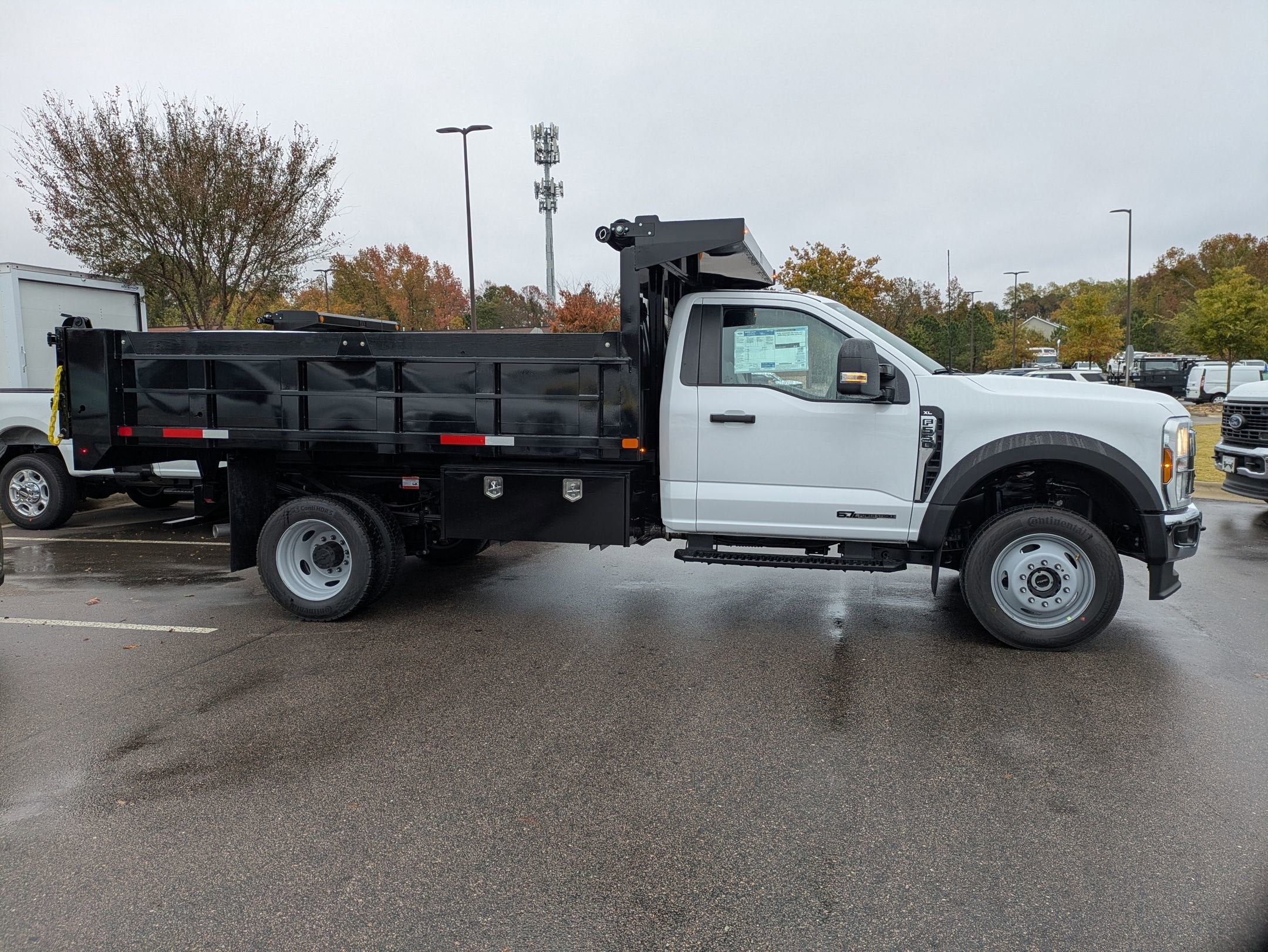 2026 Ford Super Duty F-550 DRW XL