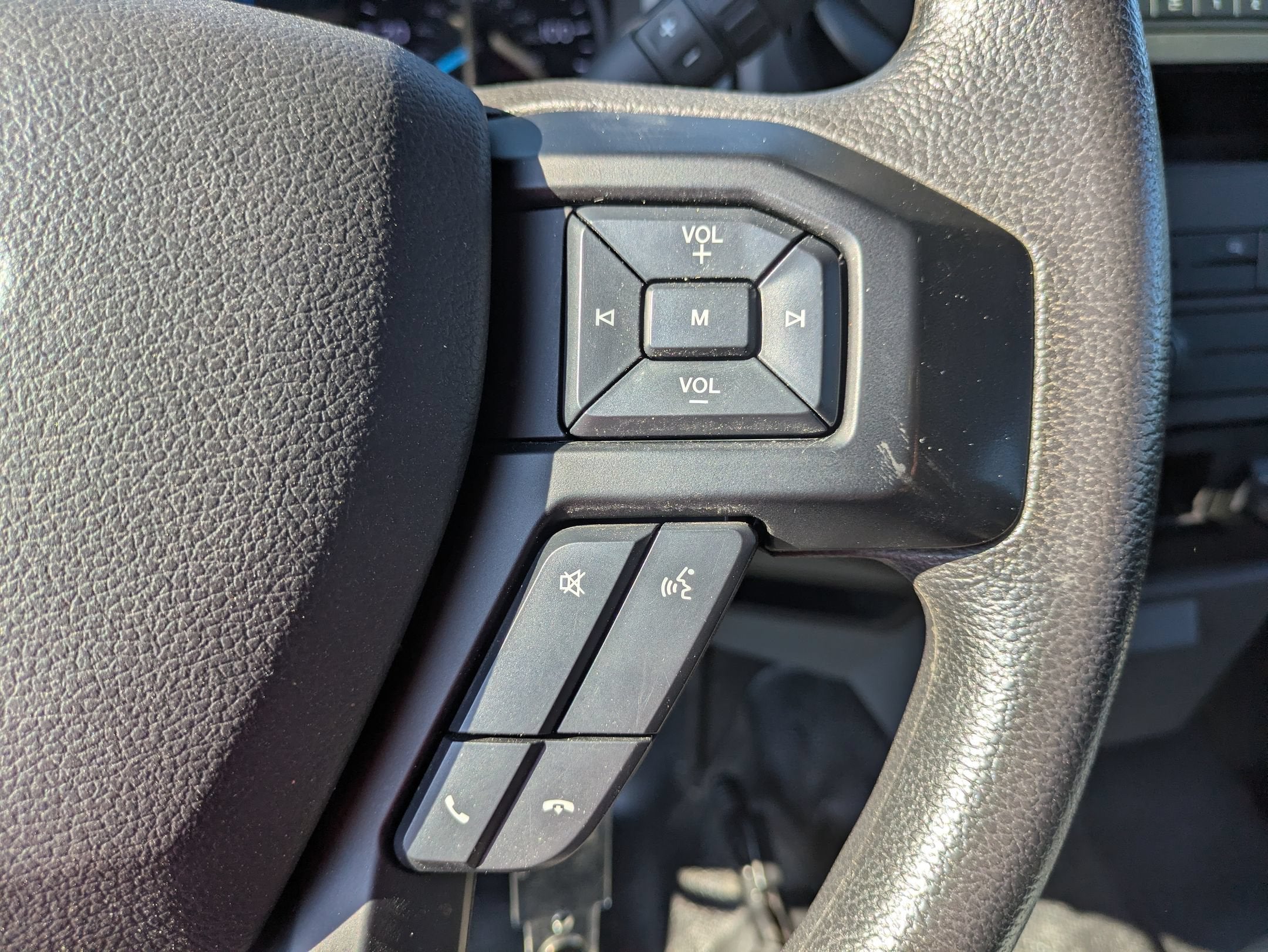 2025 Ford F-650SD Base