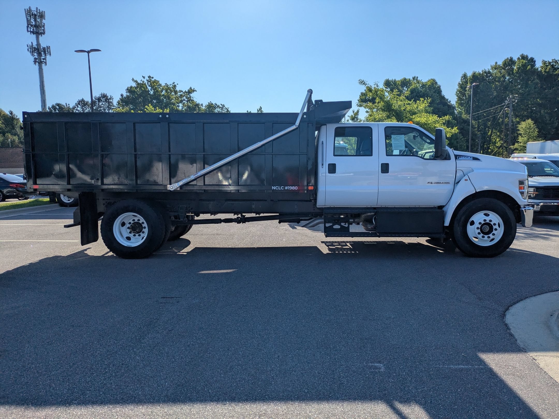 2025 Ford F-650SD Base