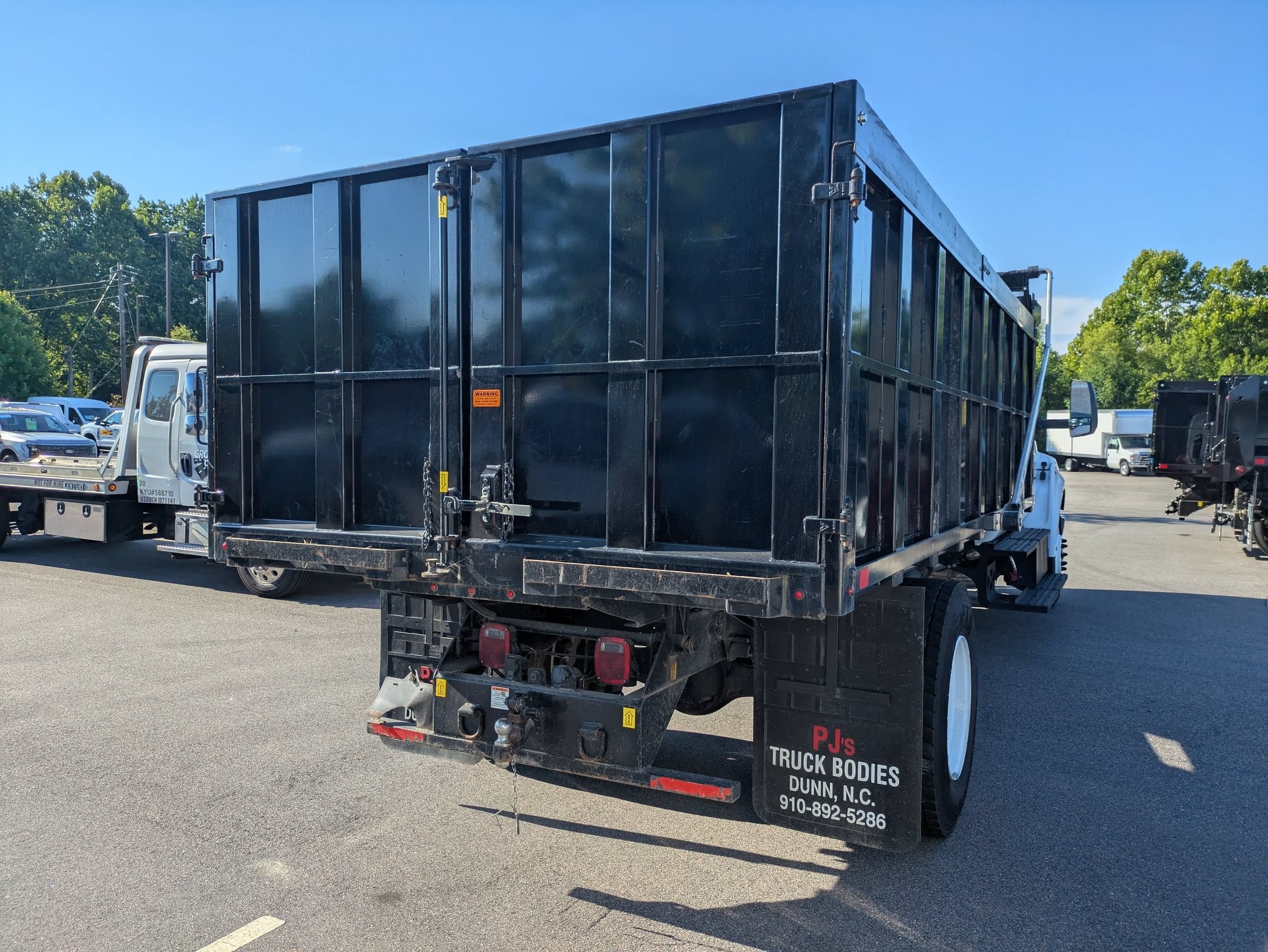 2025 Ford F-650SD Base