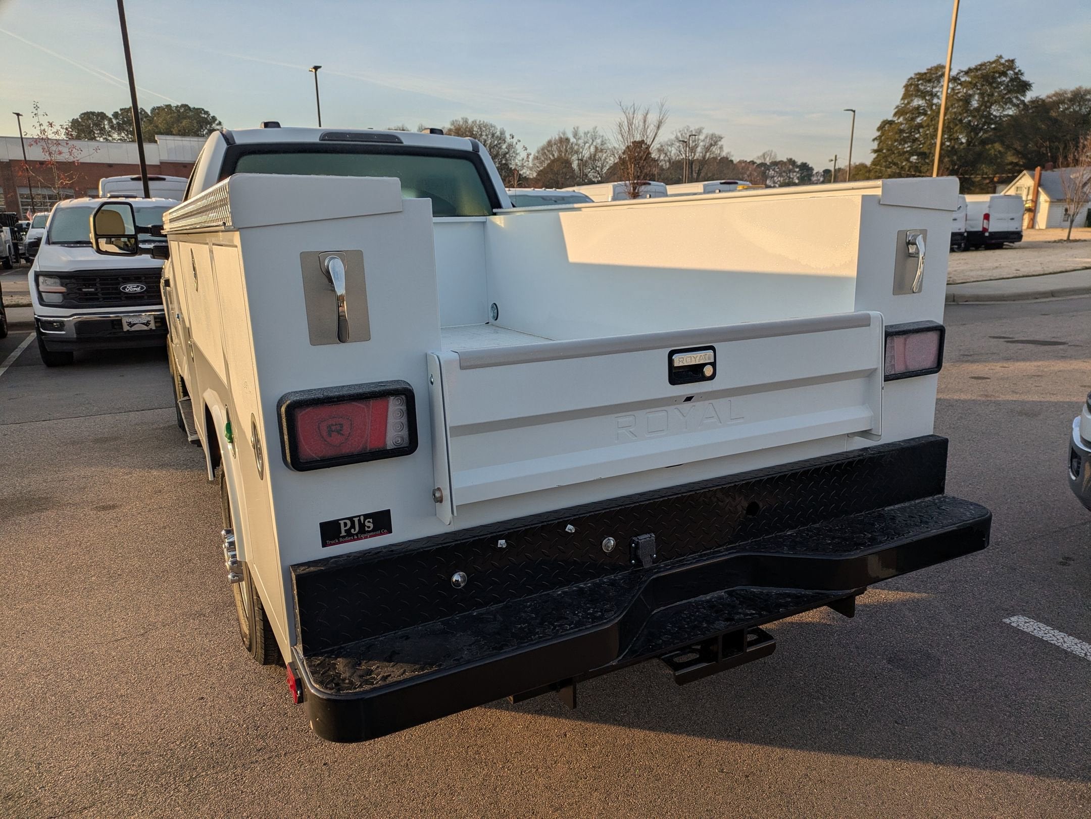 2026 Ford Super Duty F-350 SRW XL