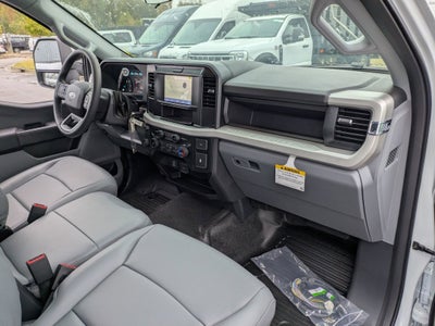 2026 Ford Super Duty F-350 DRW XL